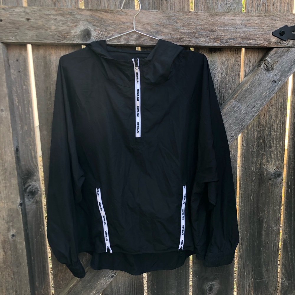 Never Worn Ivy Park black pull over jacket